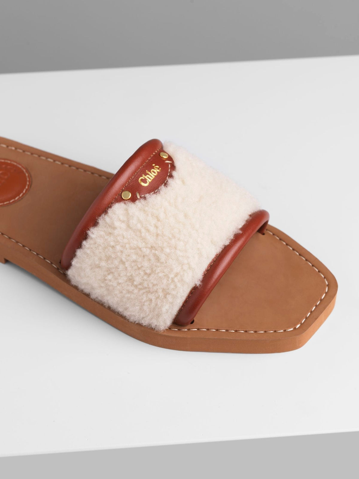 NEW_Mild Beige Slides - Mild Beige