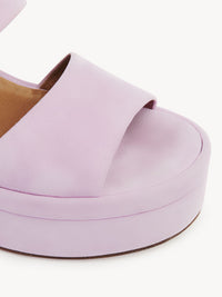 Mules compensées Odina 100 en cuir - Creamy Lilac