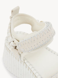 Sandales compensées Nama en cuir - White