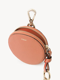 Petit porte-monnaie rond Alphabet en cuir grainé - Flaming Coral