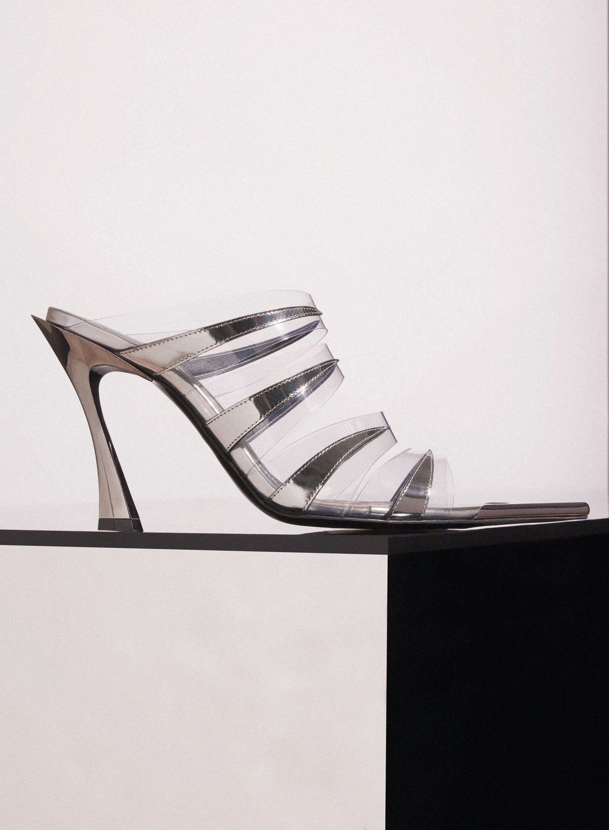 CHROME LEATHER FANG 95 SPIKE SANDALS