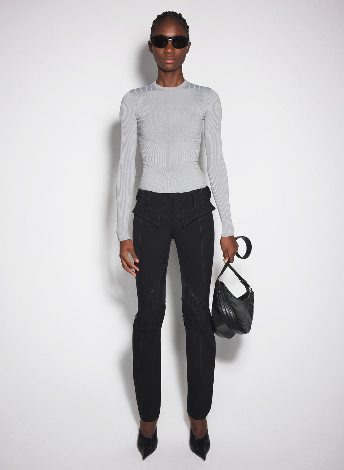 WHITE FITTED KNIT TOP