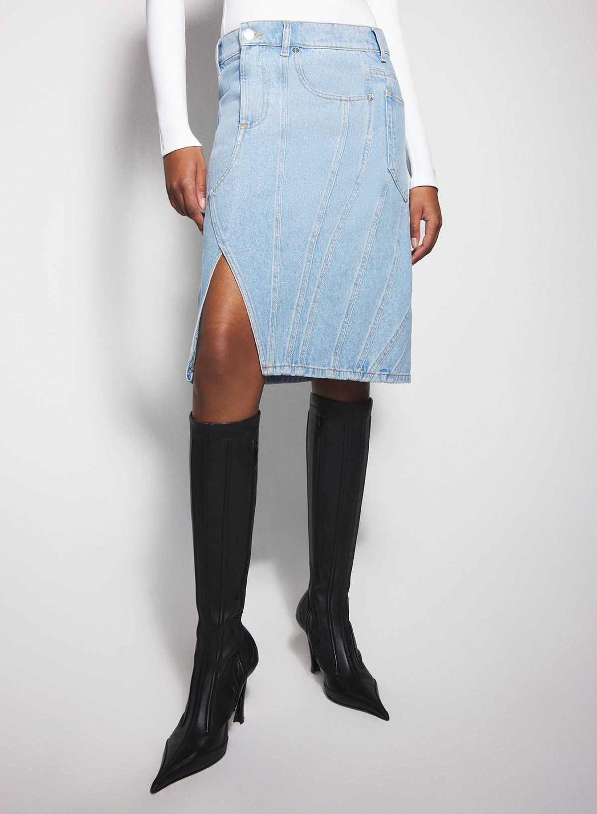 WASHED BLACK SPIRAL DENIM SKIRT