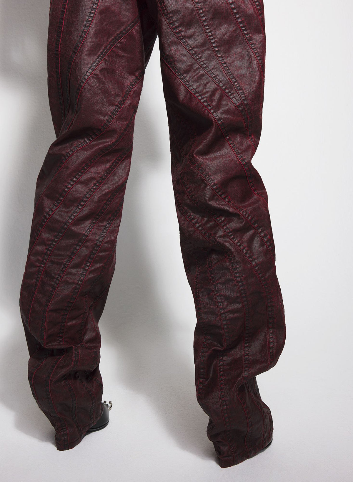 VAMPIRE RED WAXED SPIRAL BAGGY JEANS