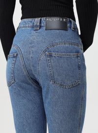 BLUE FLARED JEANS