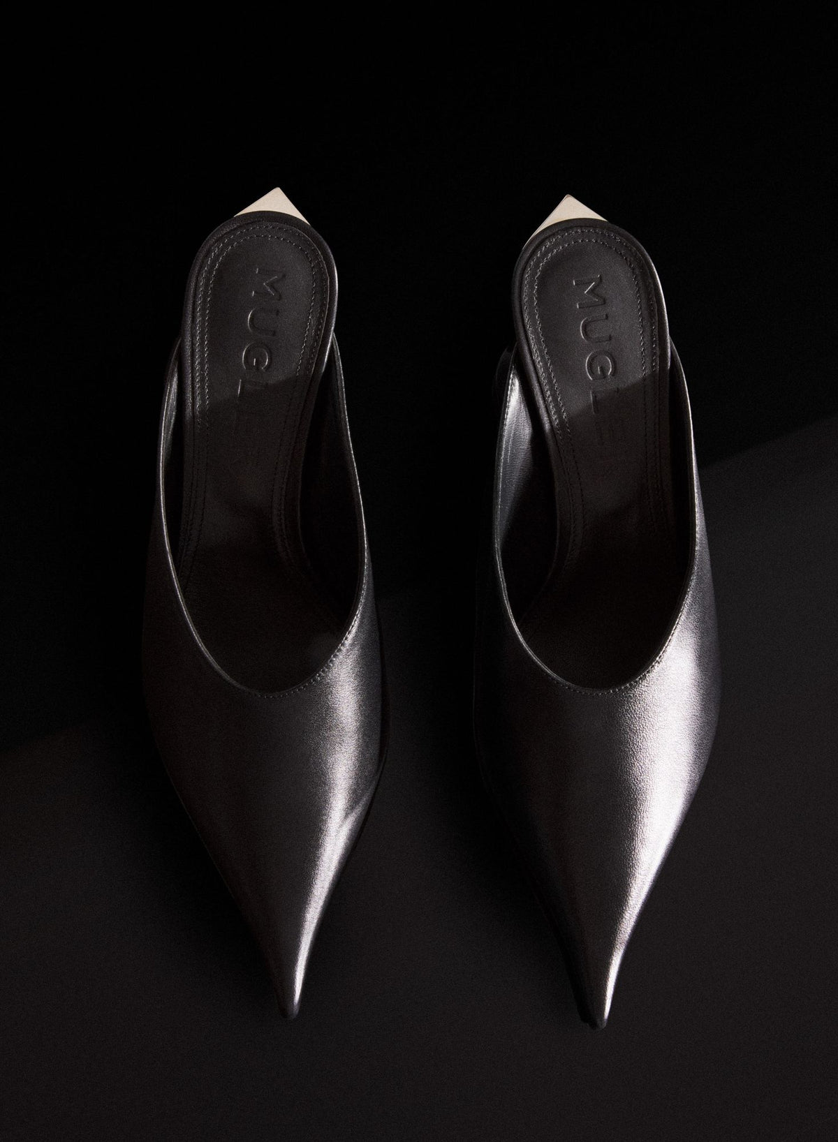 BLACK LEATHER FANG 55 MULES
