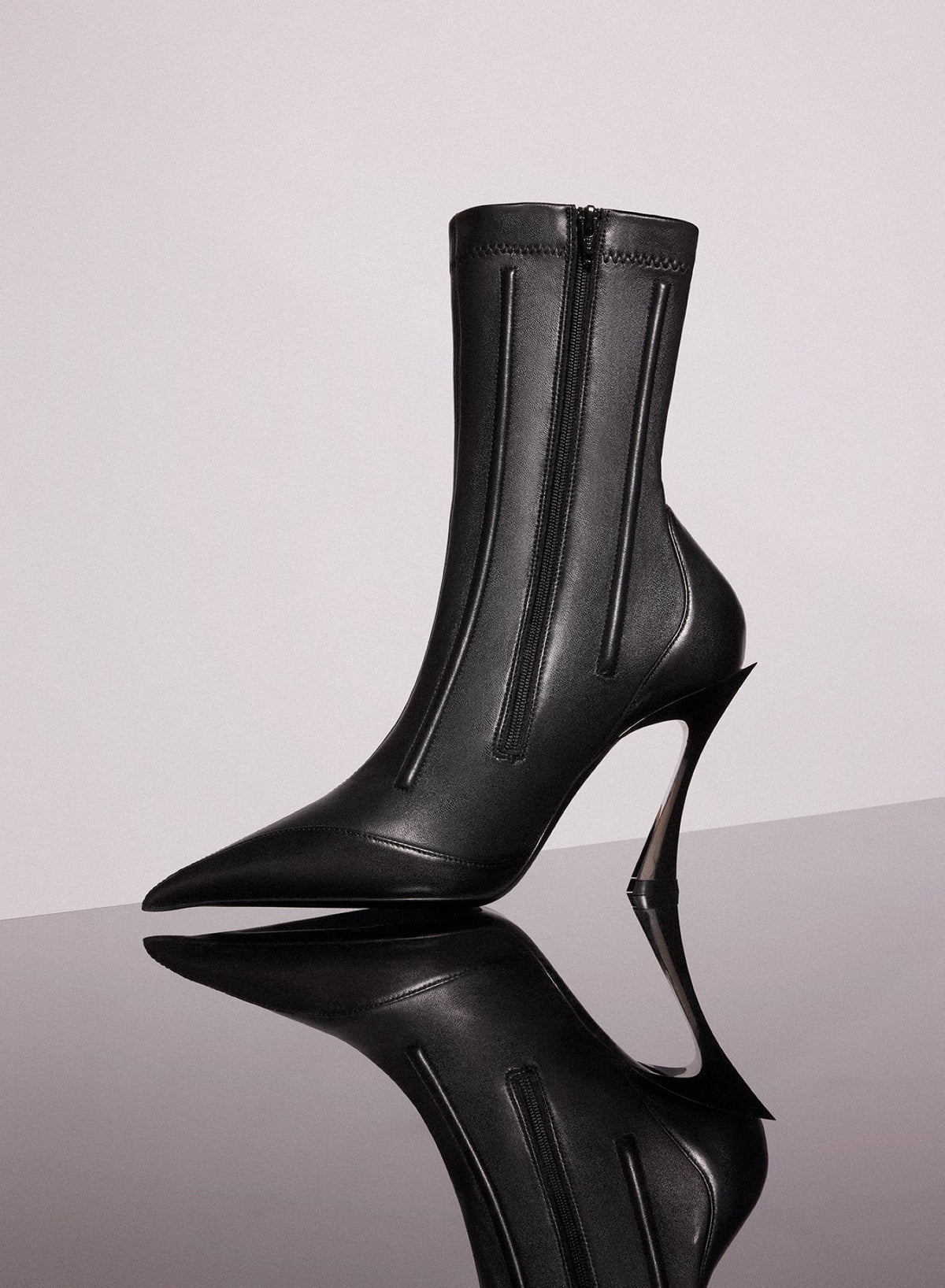 NUDE BONED LEATHER FANG 95 ANKLE BOOTS