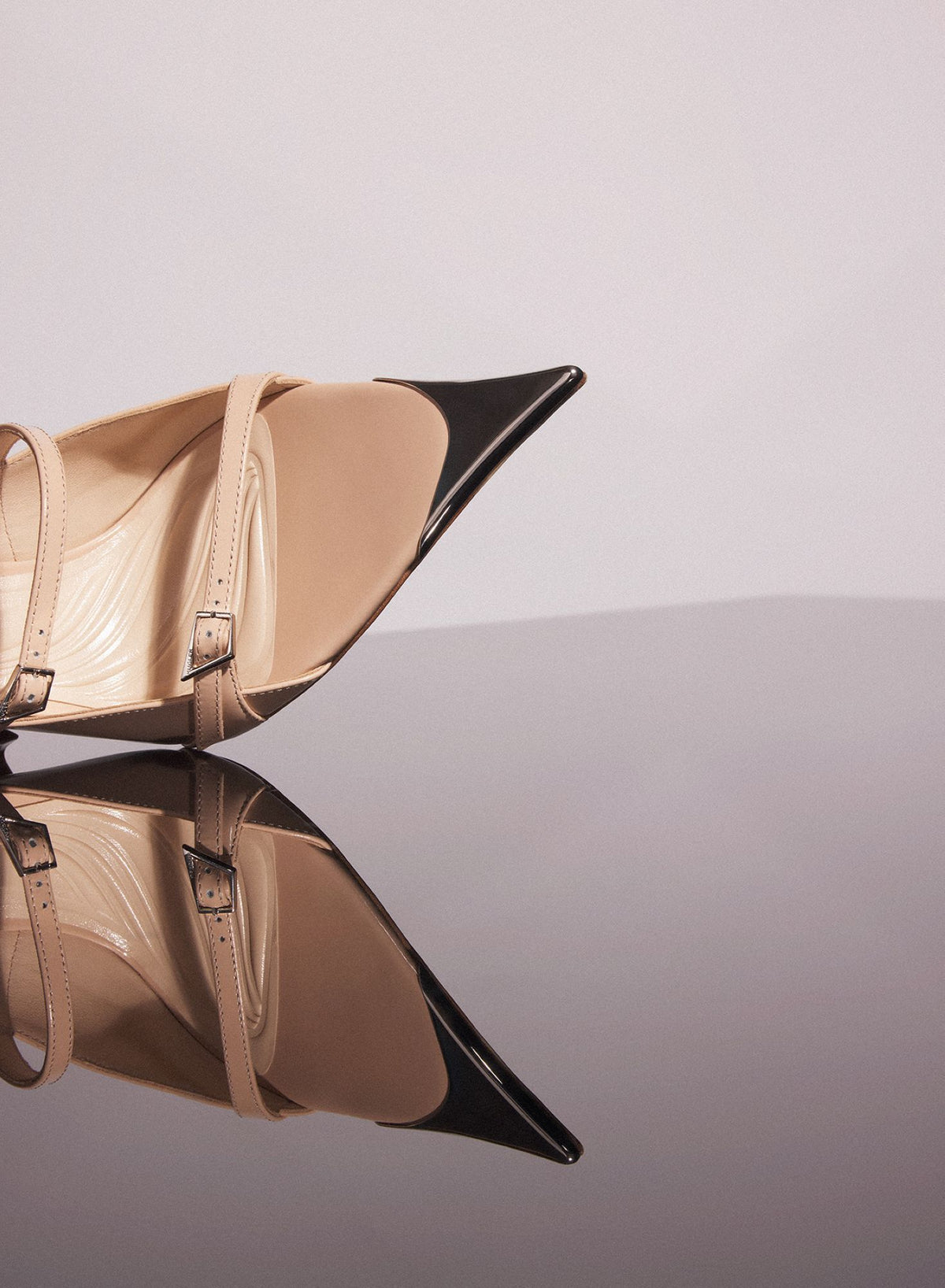 STRAPPY NUDE LEATHER CLASSIC 95 SANDALS