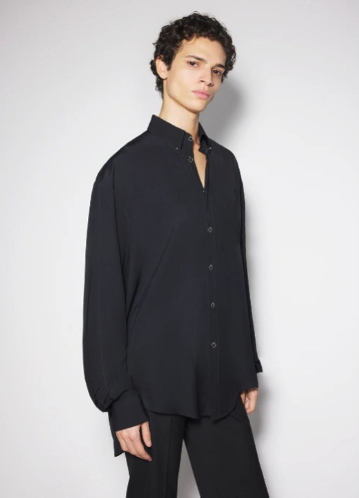 BLACK PIERCED SHIRT