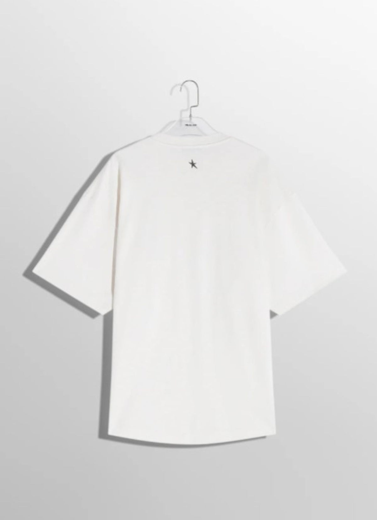 BLACK OVERSIZED PIERCED T-SHIRT