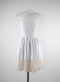 Short flared dress with thin straps - Beige white