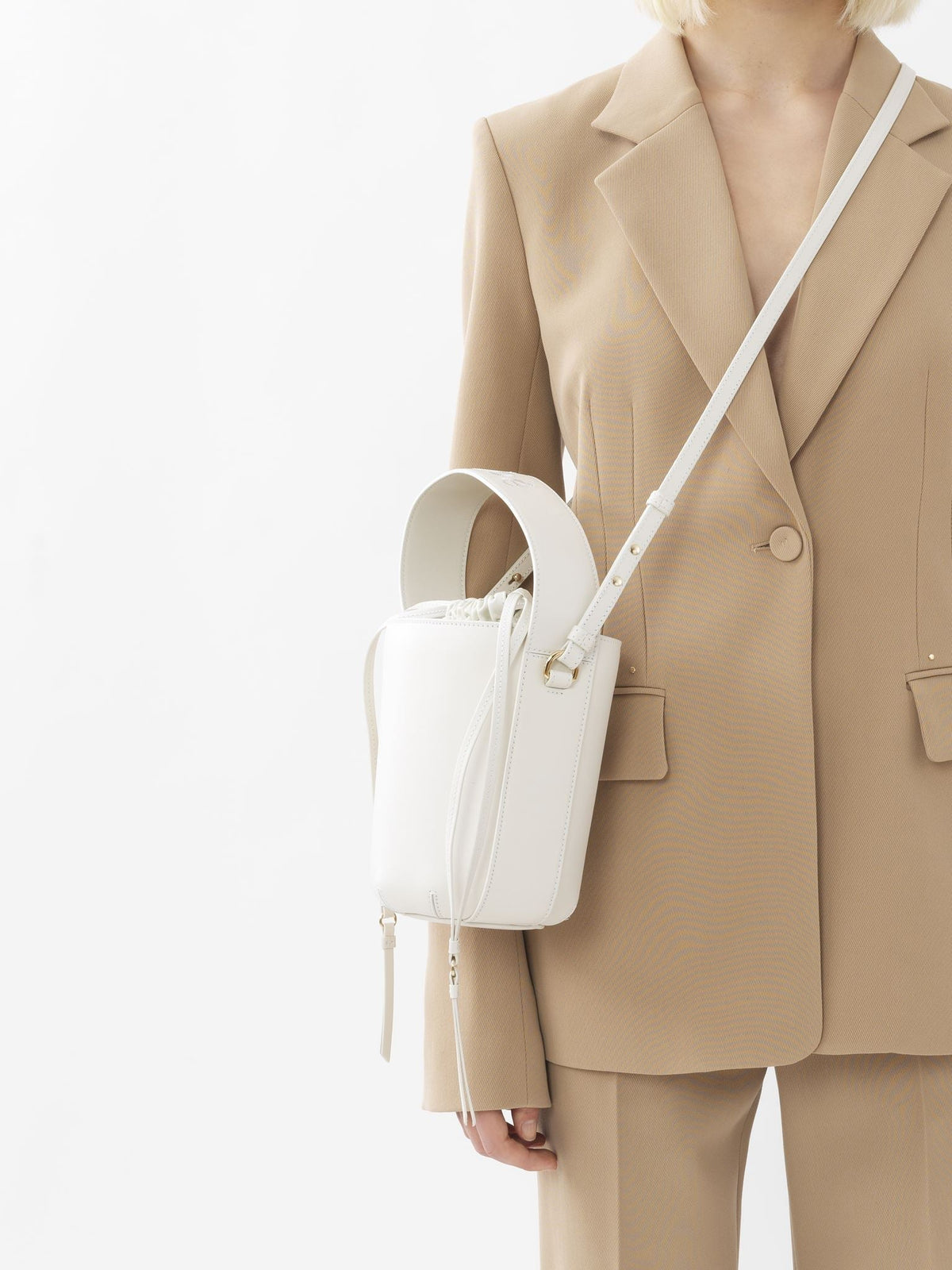 Sac seau Chloé Sense en cuir - White