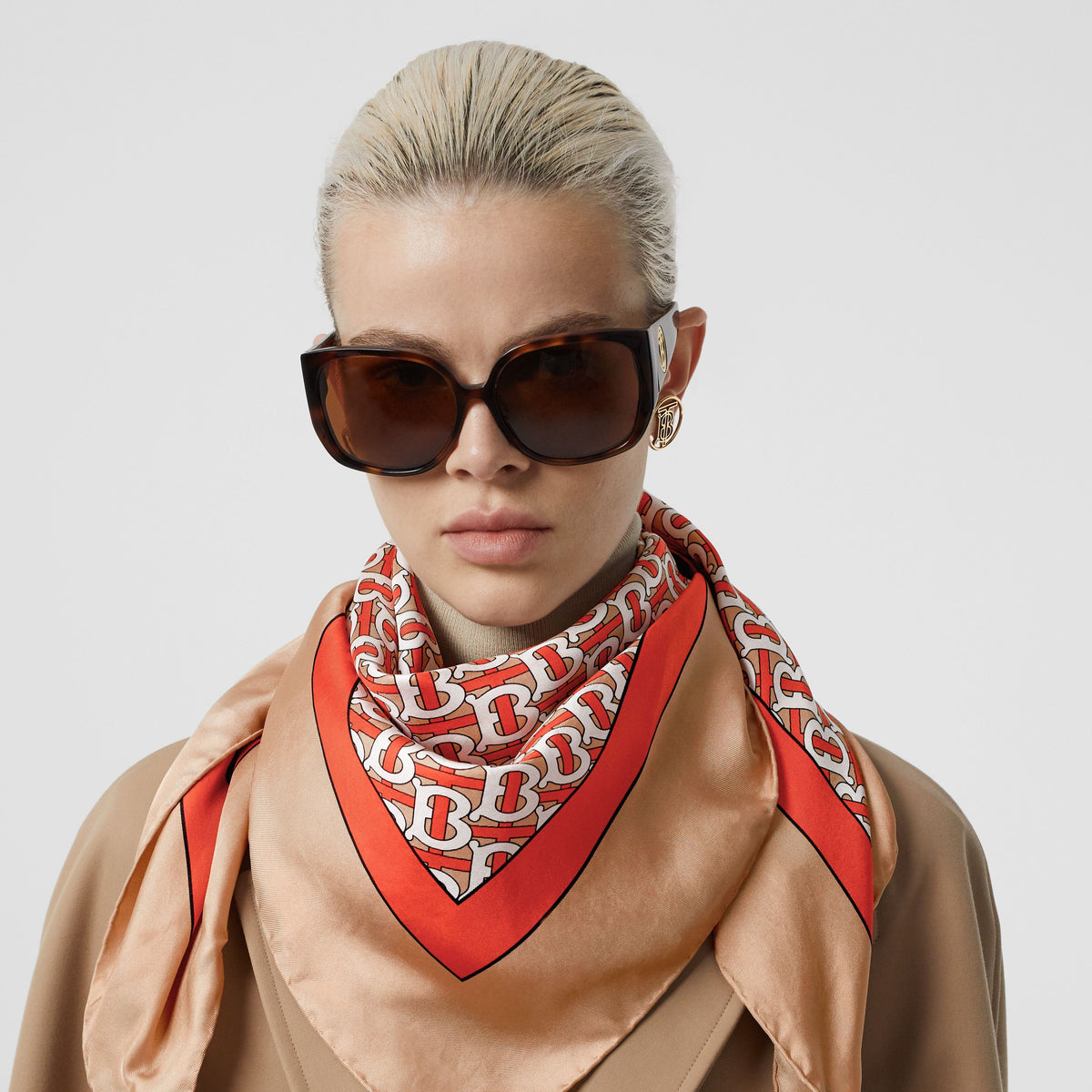 SILK SCARVES VERMILLION
