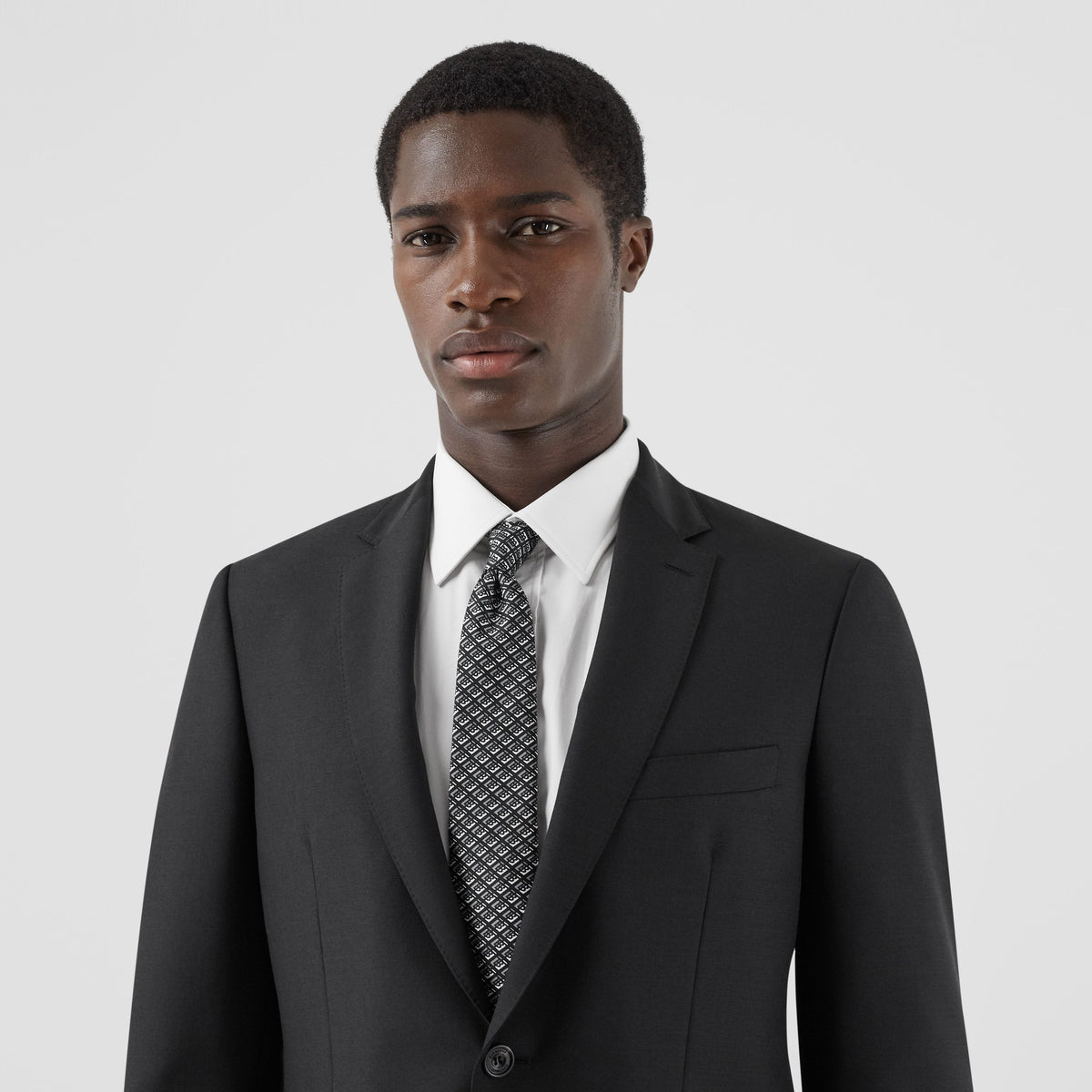 M SUITS SB NOIR