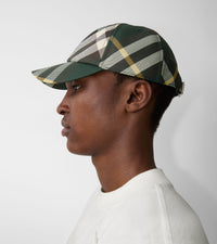 M CAP IVY