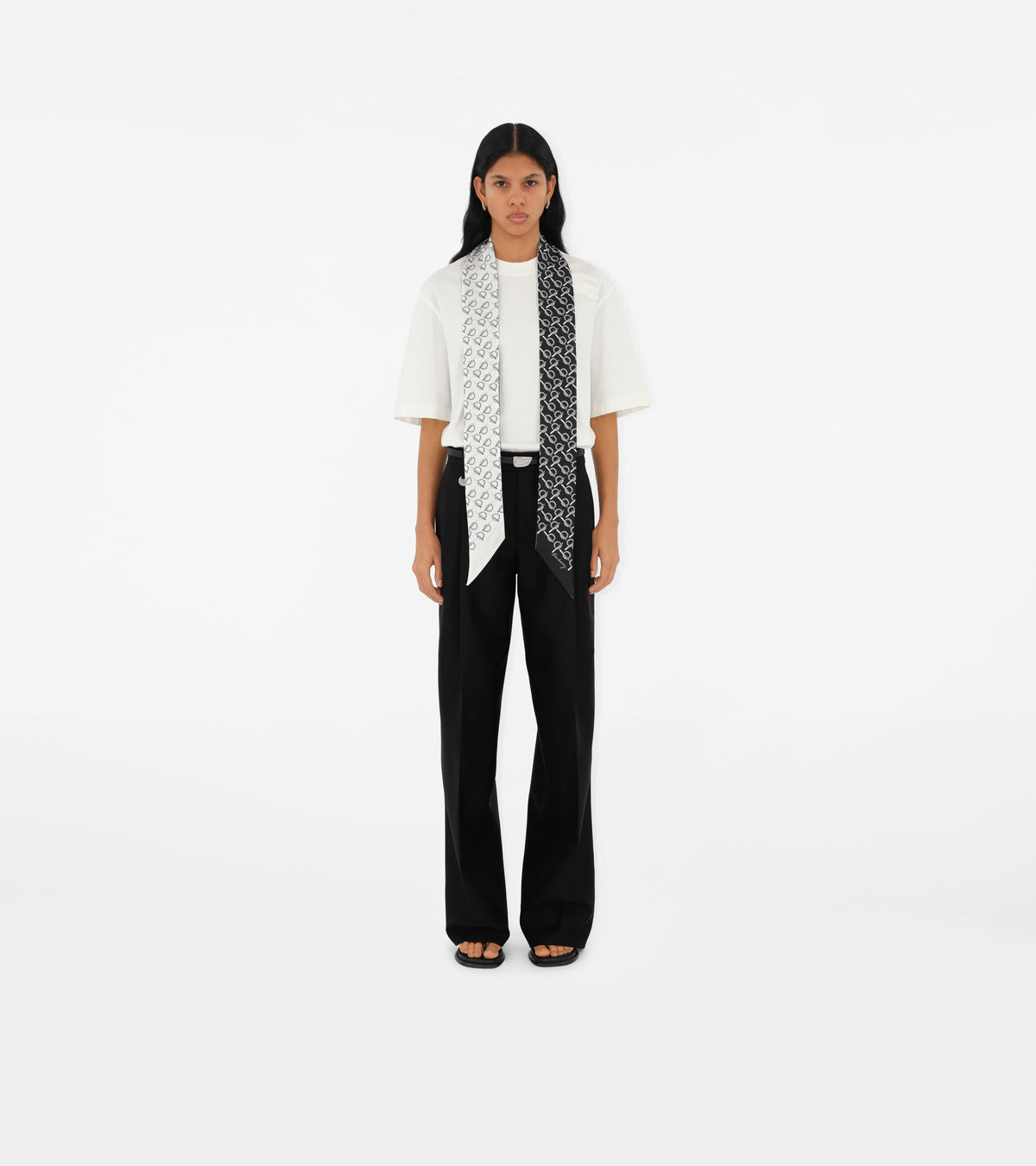 SILK SCARVES NOIR BLANC