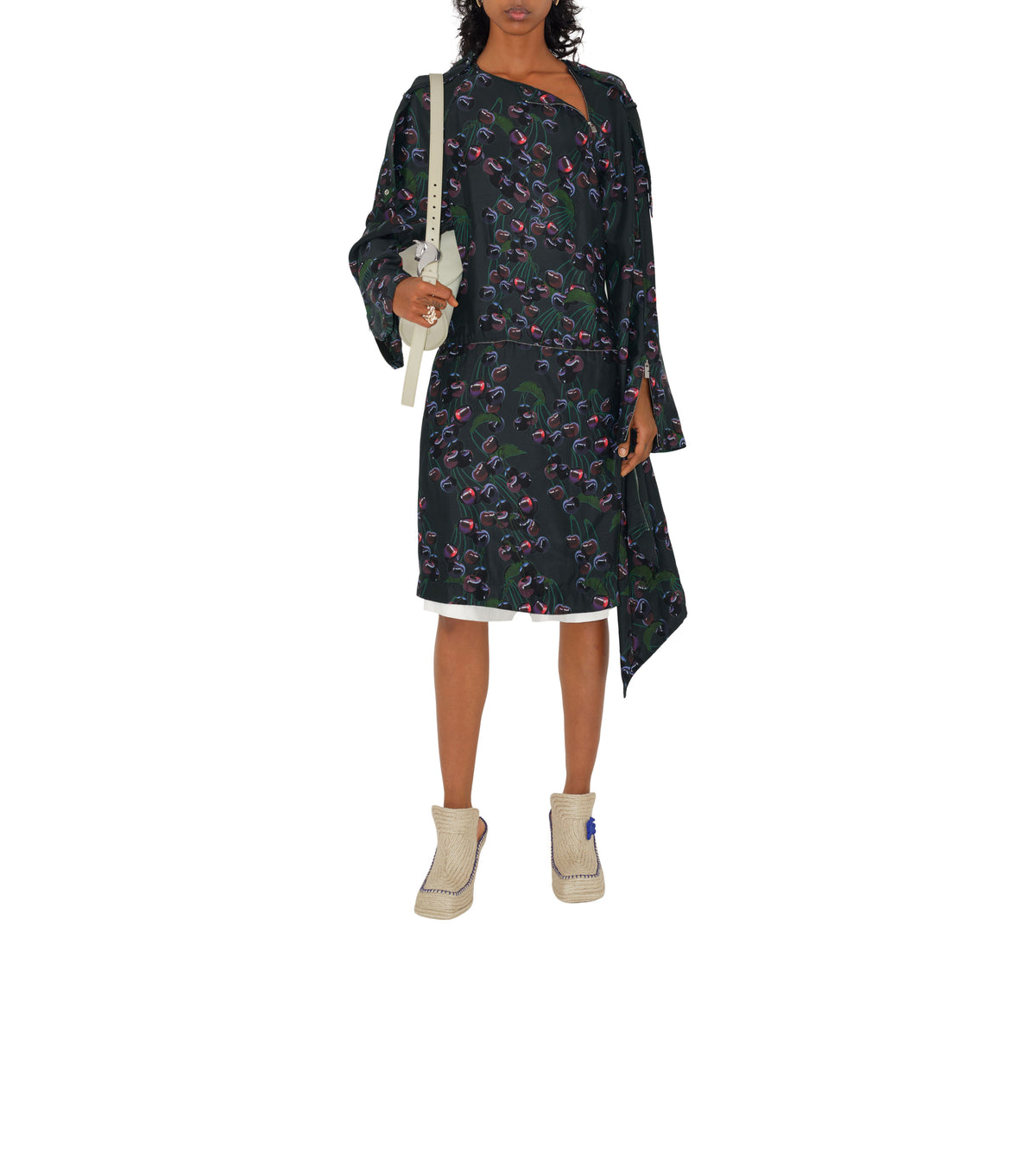 W DRESSES CASUAL MOTIF IP VIGNE