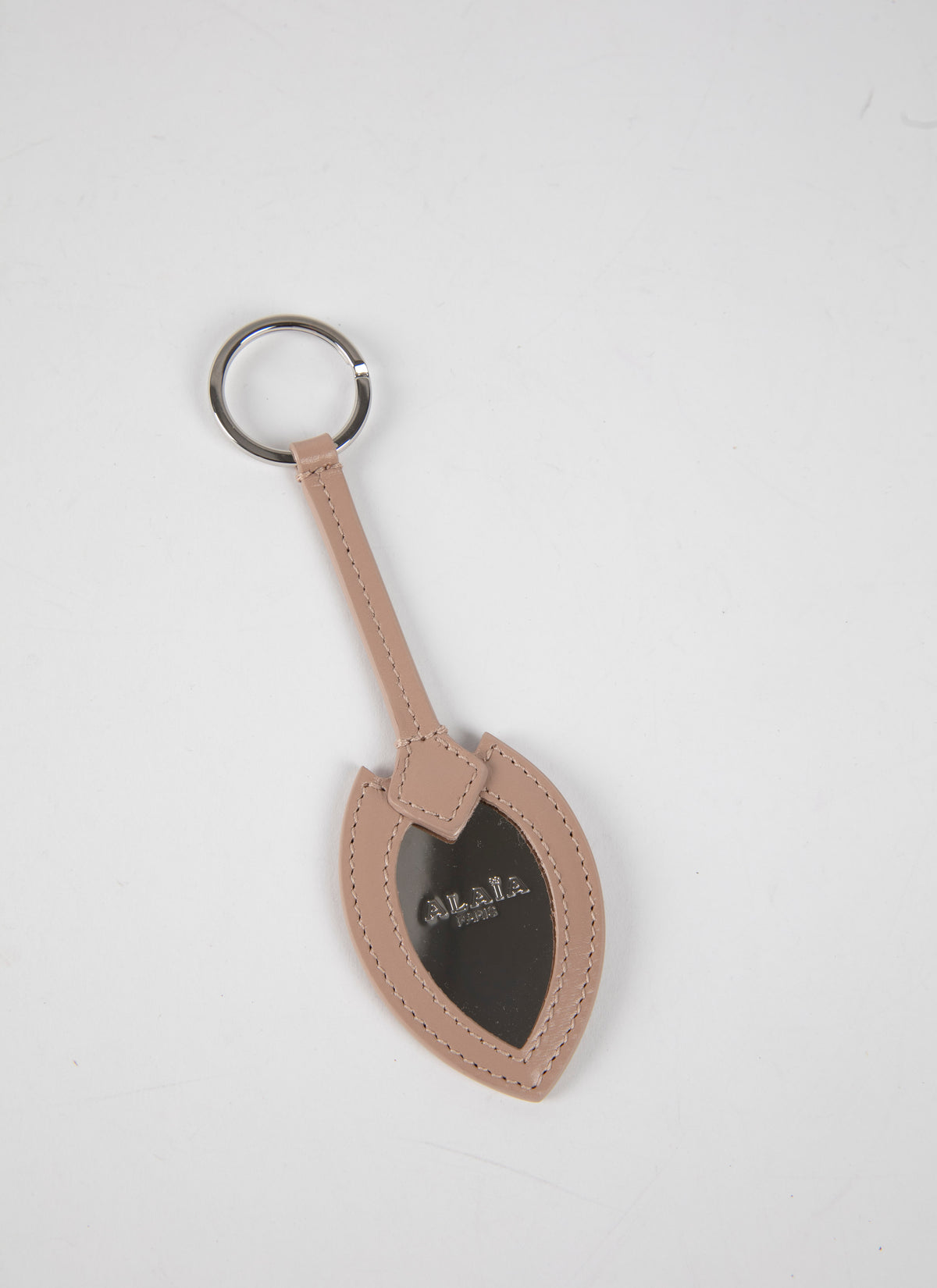 Openwork key ring with leather mirror - Sand
