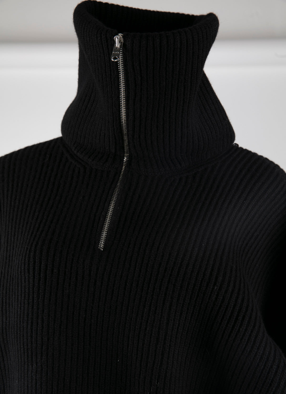 Wool and cashmere zip-neck jumper - Black