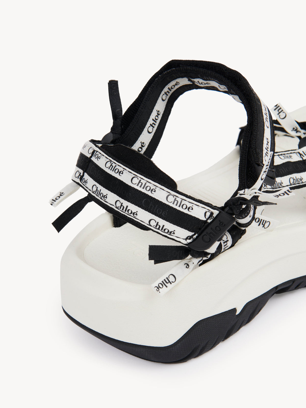 Sandales plates Chloé x Teva Hurricane XLT2 Ampsole 44 - Black & White