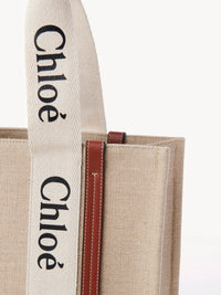 NEW_White & Brown Medium Tot - White & Brown