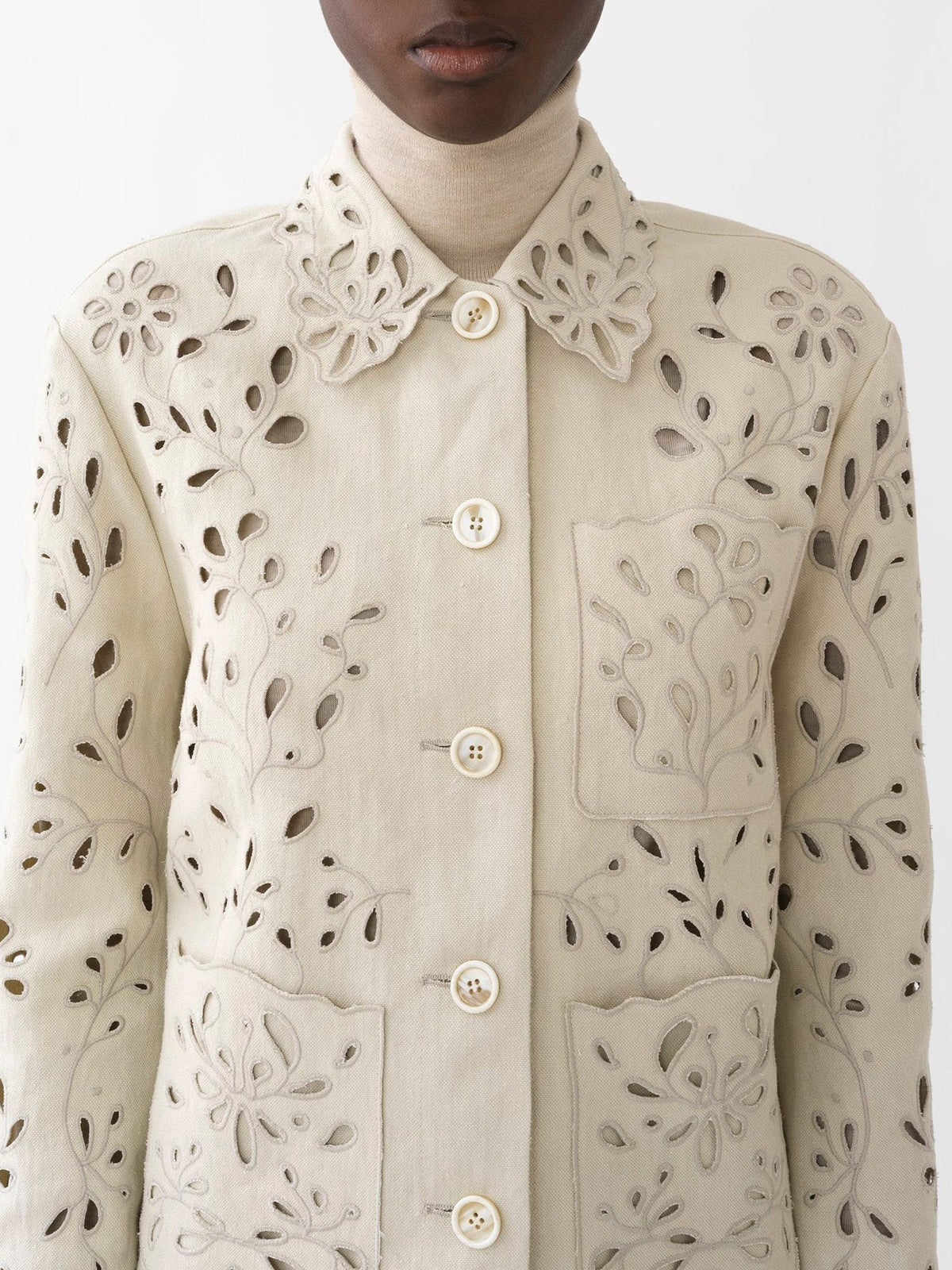 NEW_Veste ajourée à boutons - Soft Ivory