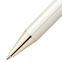 Stylo-Bille Montblanc Heritage Rouge et Noir « Baby » Édition Spéciale Couleur Ivoire