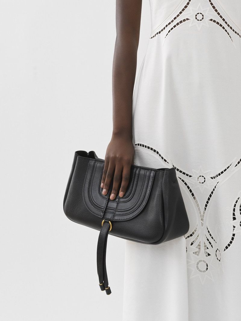 Sac pochette à bandoulière Marcie en cuir - Black