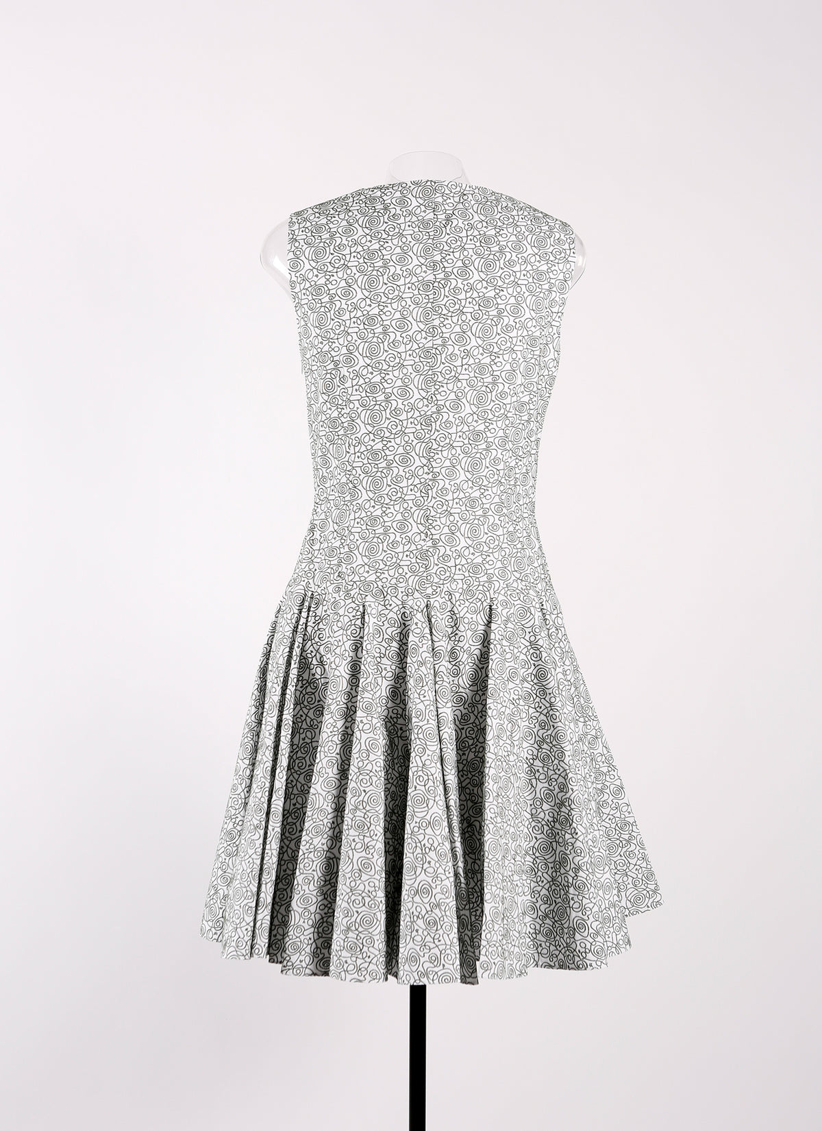 Labyrinth sleeveless dress - White & Green