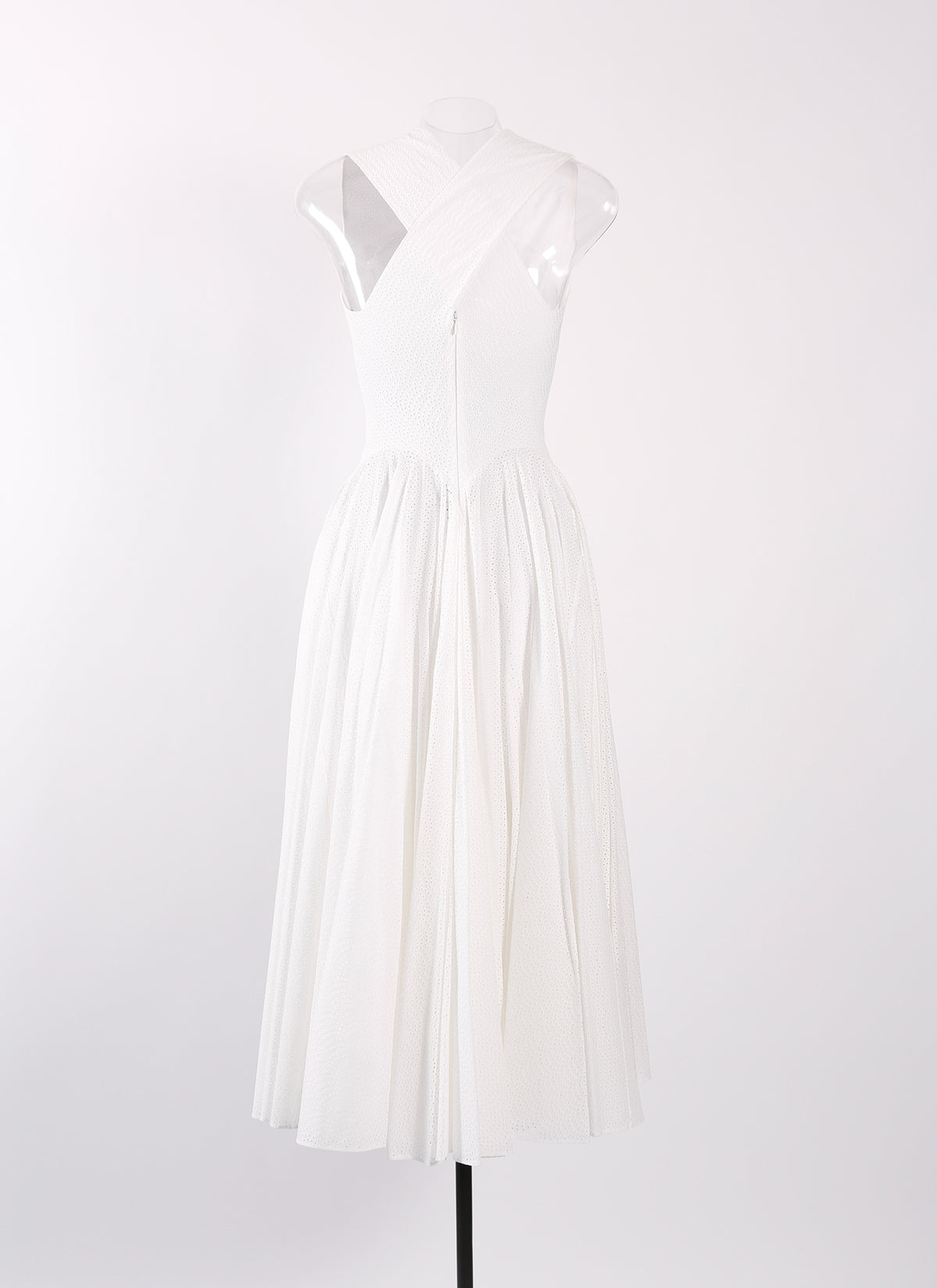Robe brodée sans manches - Blanc