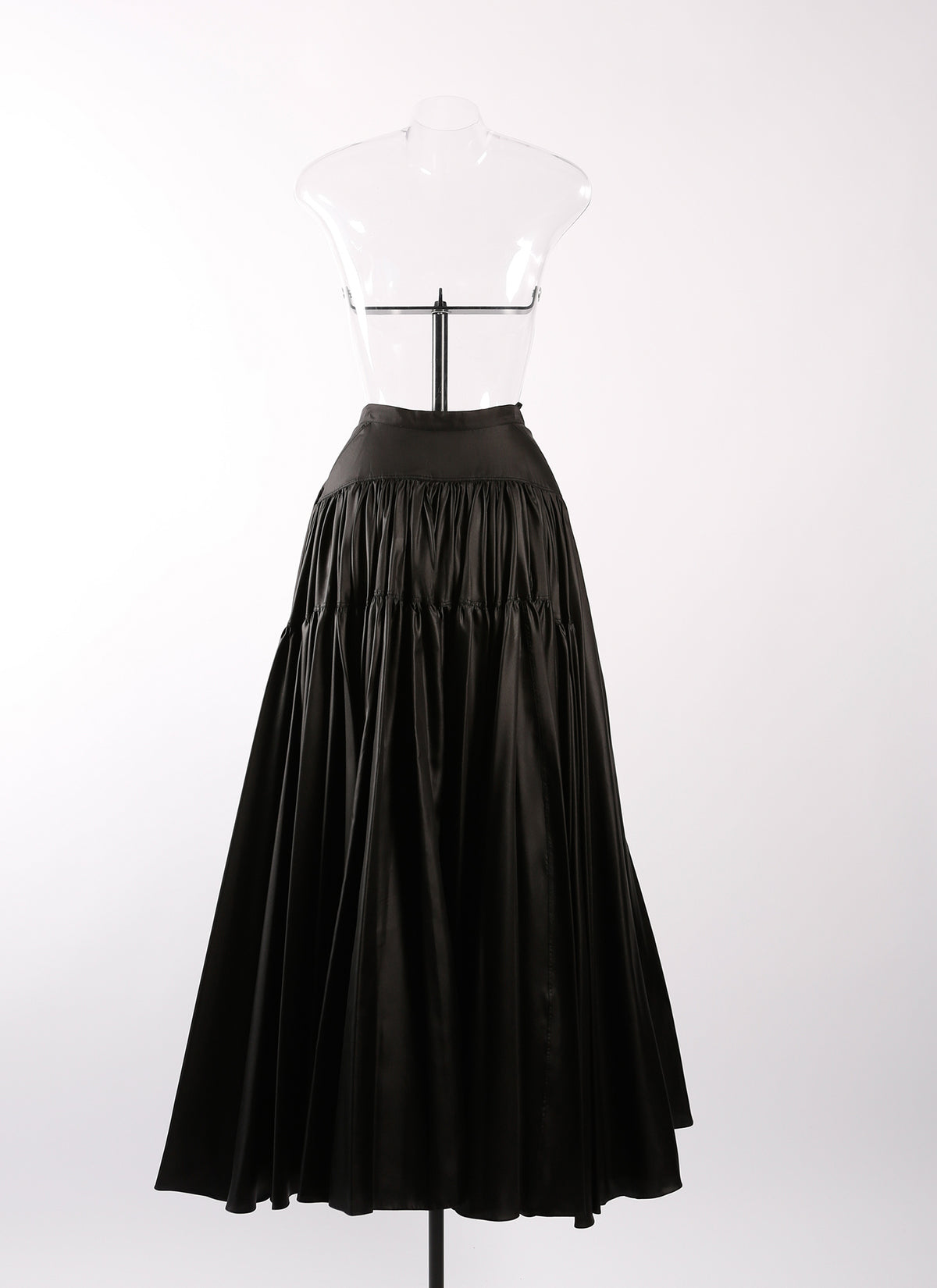 Long skirt in silk - Black