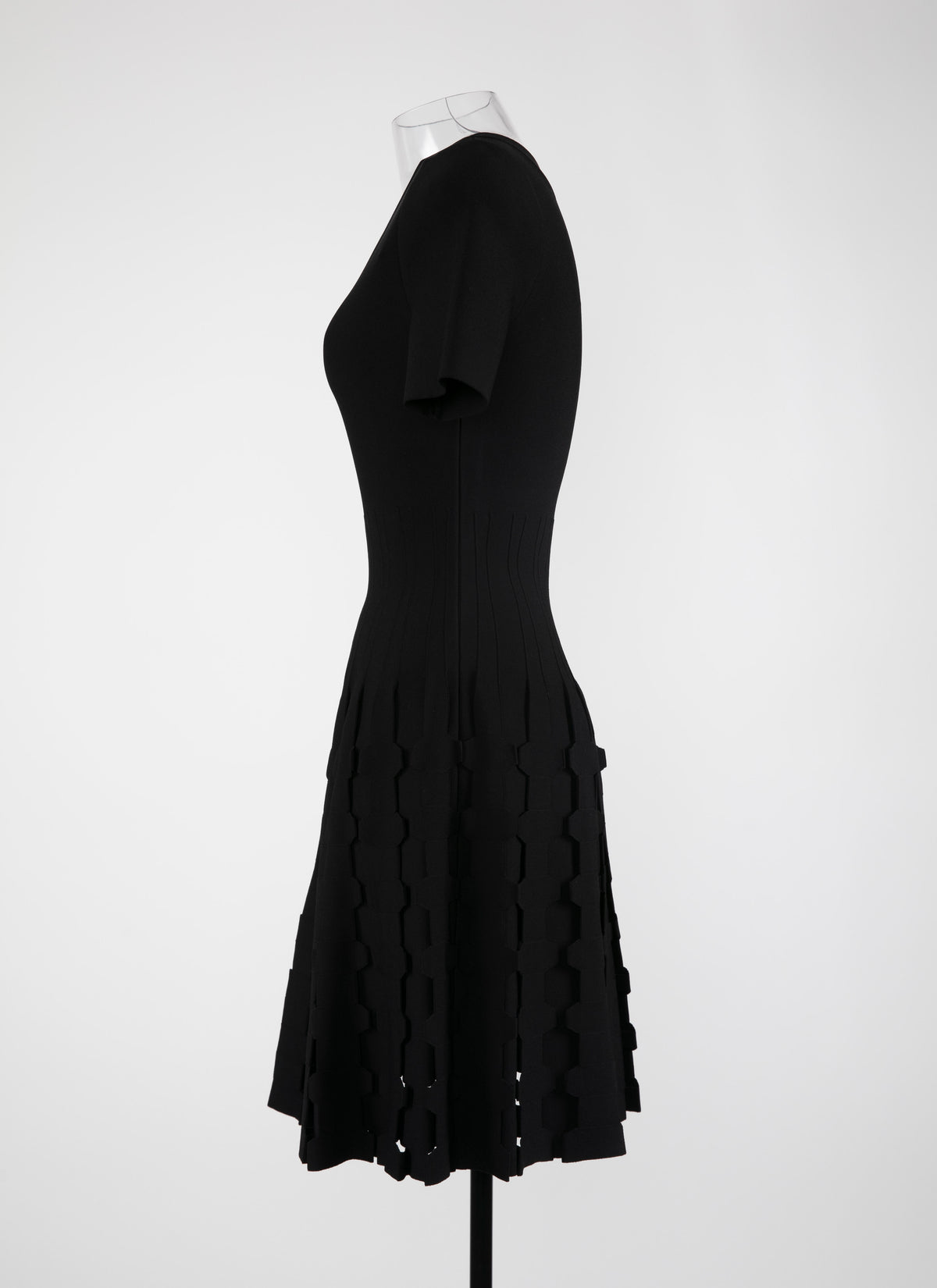 Short-sleeved knitted mini dress - Black
